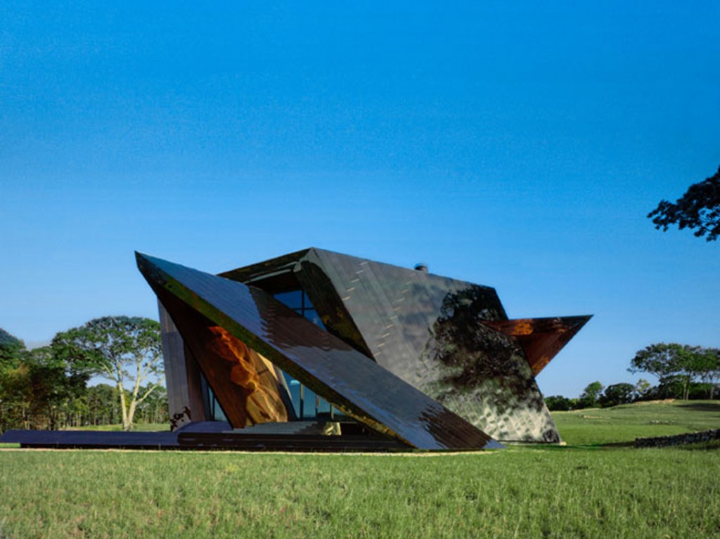 daniel-libeskind-s-18-36-54-house-in-connecticut-will-make-you-hate-your-own-home